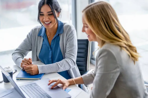 Резюме на экране компьютера